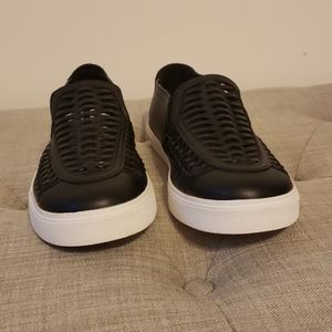 Crochet black loafers